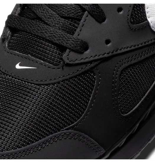 Chaussures Homme NIKE AIR MAX IVO Noir