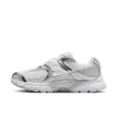Chaussures Femme W NIKE V5 RNR Gris
