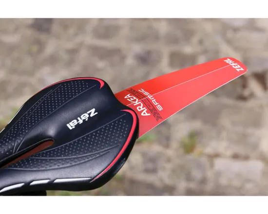 Garde-boue arrière 26/28 SHIELD LITE M ARKEA SAMSIC Rouge/Noir