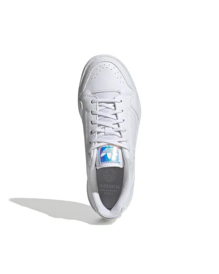 Une chaussure junior au style tennis des 90's modernisé. Enfant NY 90 J Blanc