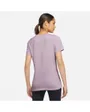 T-shirt manches courtes Femme W NK DRY TEE DFC CREW Violet