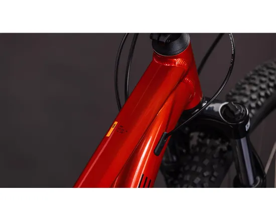 VTT semi rigide AIM ONE Rouge/Noir