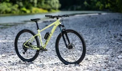 Découvrez l’univers SCOTT