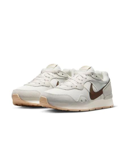 Chaussures Femme WMNS NIKE VENTURE RUNNER Beige