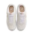 Baskets Femme W NIKE COURT VISION LO SD PRM Beige