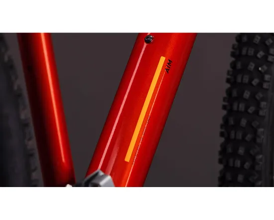 VTT semi rigide AIM ONE Rouge/Noir