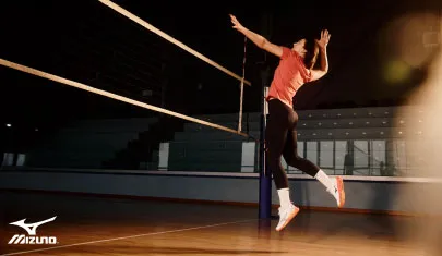 Faites votre retour sur les terrains avec la collection indoor Mizuno !