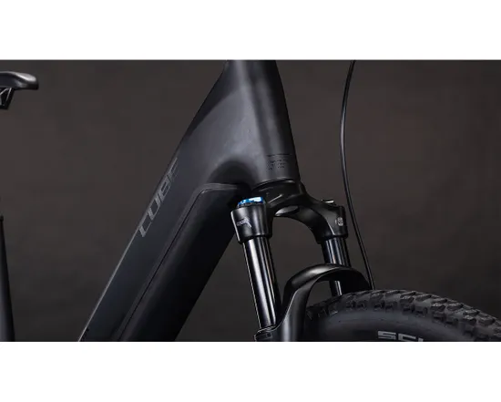 VTT semi rigide électrique REACTION HYBRID PRO 800 Noir