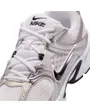 Chaussures Homme NIKE V5 RNR Beige