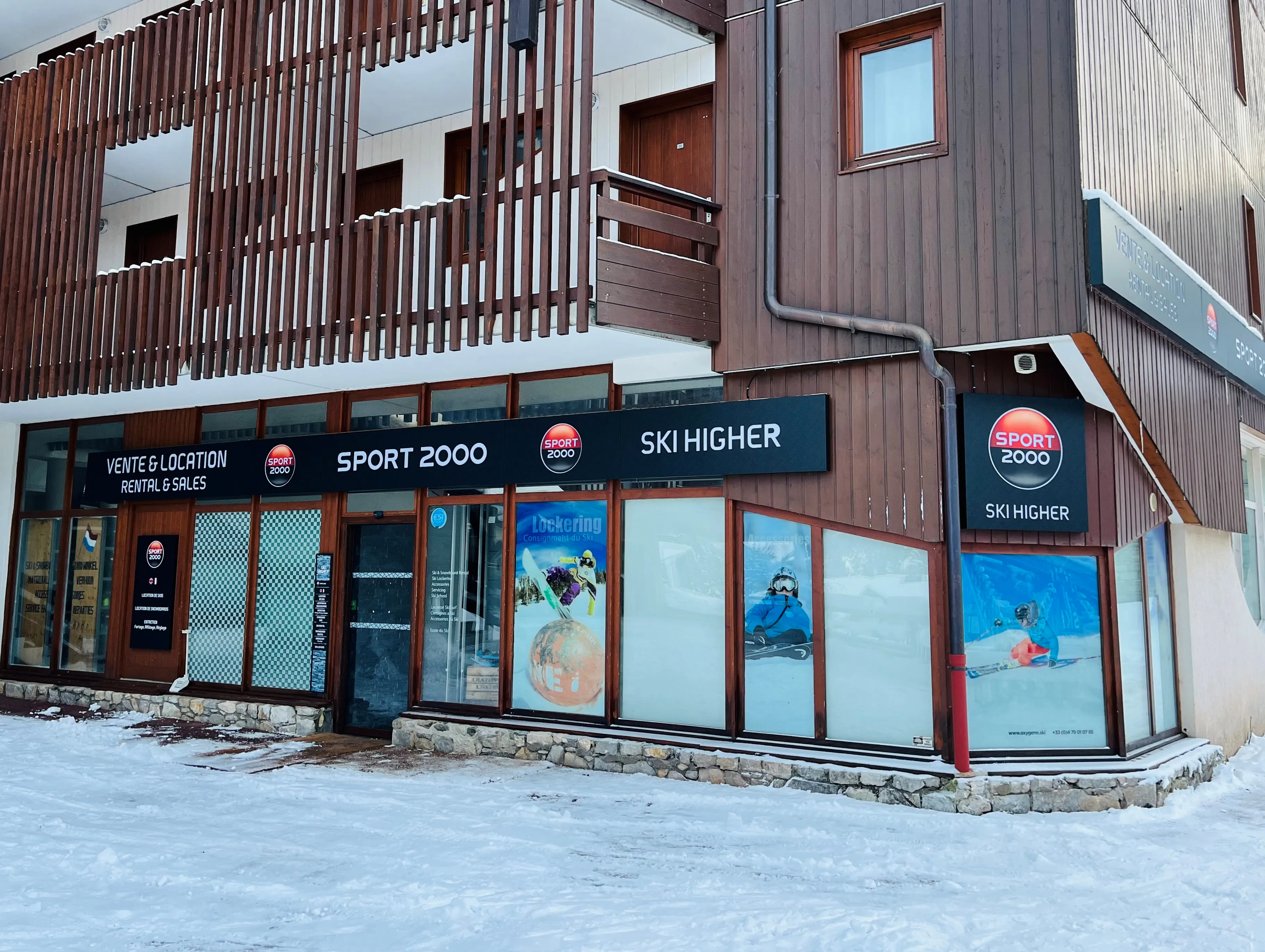 SPORT 2000 TIGNES 1800 LES BOISSES ALPES GLISSES