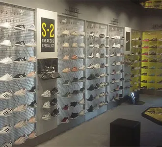 S2 SNEAKERS SPECIALIST MONTMOROT