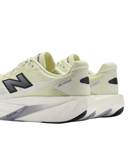 Chaussures De Running Homme FuelCell Rebel V5